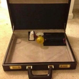 Meet your Posher, Dustin